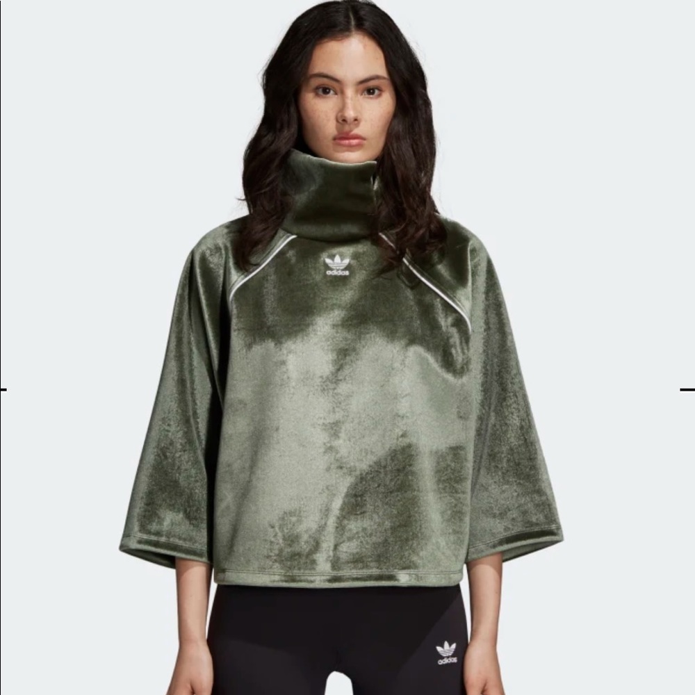 NWOT Adidas velvet sweatshirt